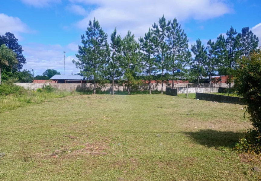 Lote residencial en esquina a pasos del centro de Candelaria