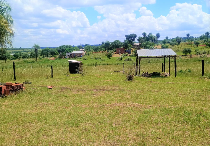 ¡Excelente lote de amplias medidas en Bº La Colina!