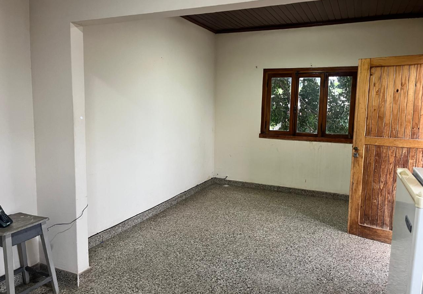 CASA APTA PARA USO RESIDENCIAL O COMERCIAL DISPONIBLE PARA MAYO