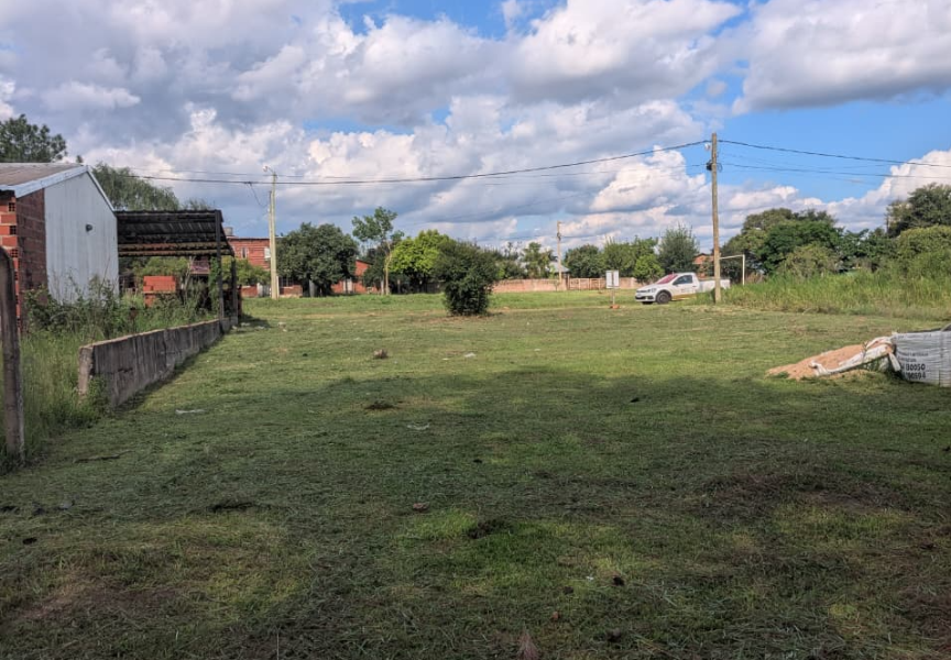 Lote residencial en esquina a pasos del centro de Candelaria