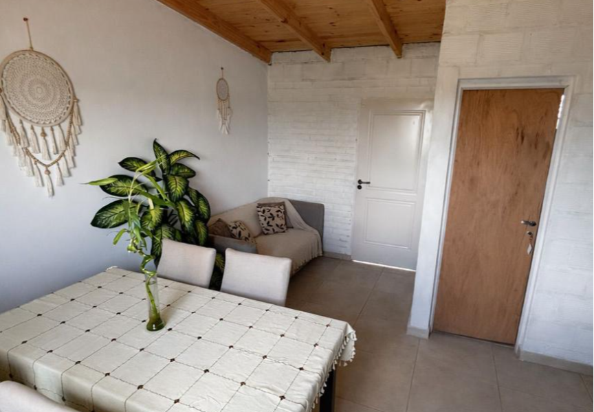 DEPARTAMENTO EN 1º PISO