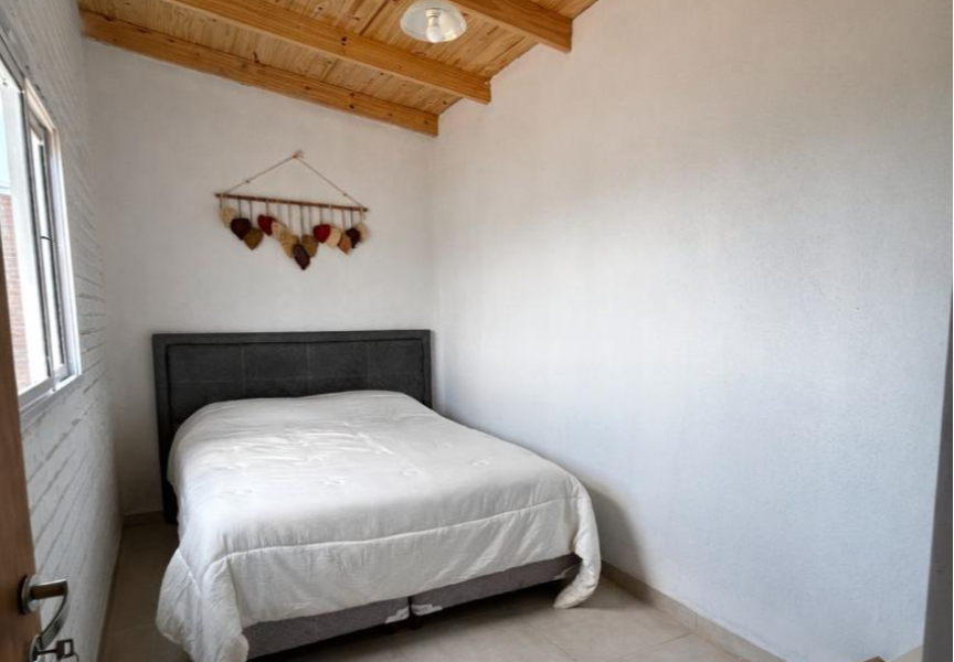 DEPARTAMENTO EN 1º PISO