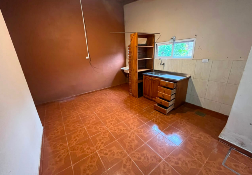 DEPTO 1 DORMITORIO EN VILLA LANÚS, A 4 CUADRAS DE AV. PERÓN