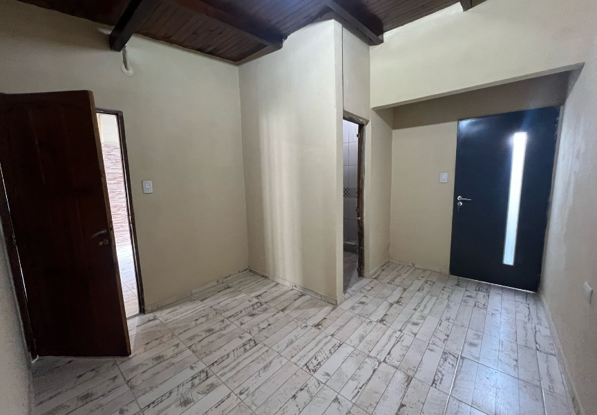 DEPARTAMENTO DE 2 HABITACIONES SOBRE AVENIDA